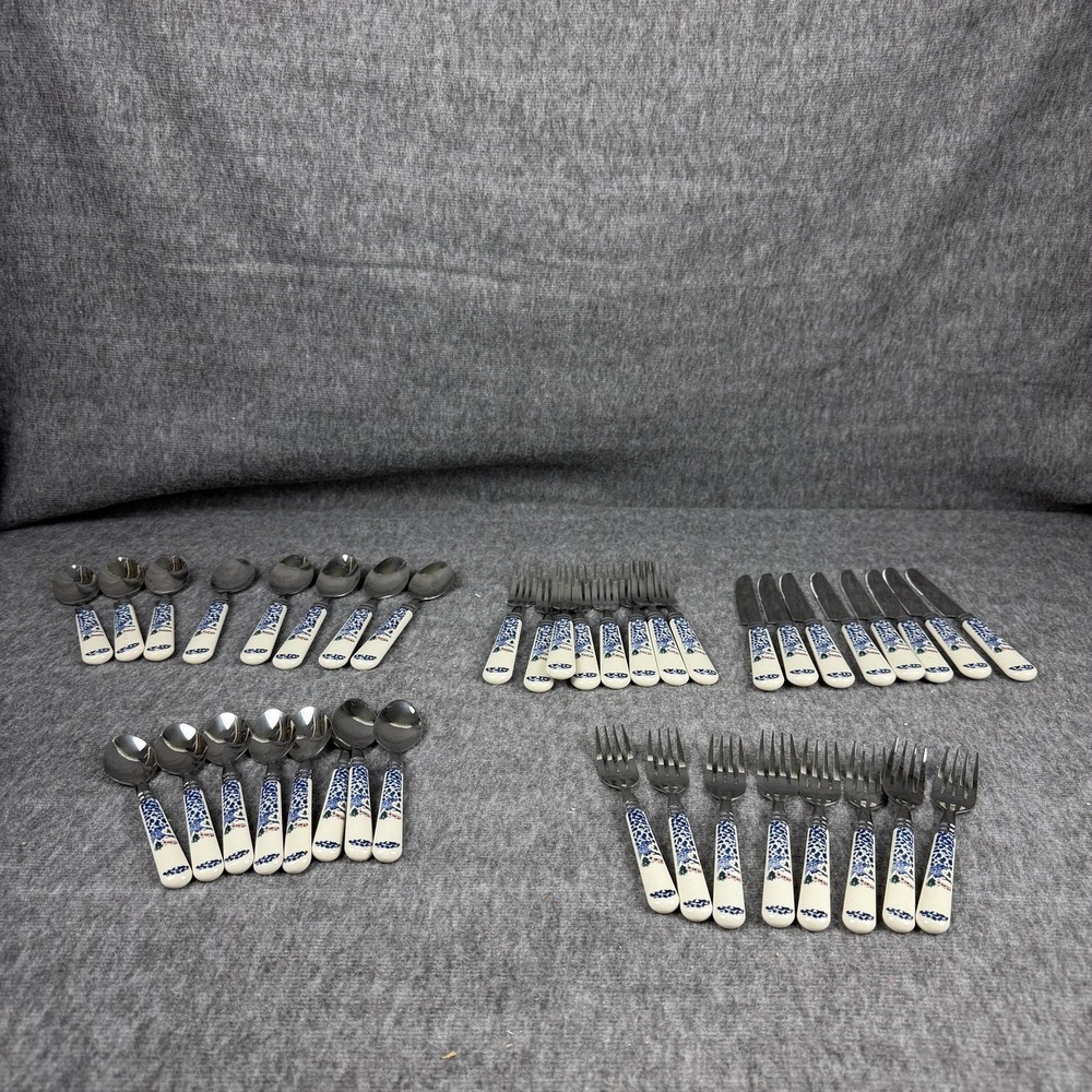 Christmas Snow Flatware Set 40 Piece Service For 8 Ceramic Stainless Handles